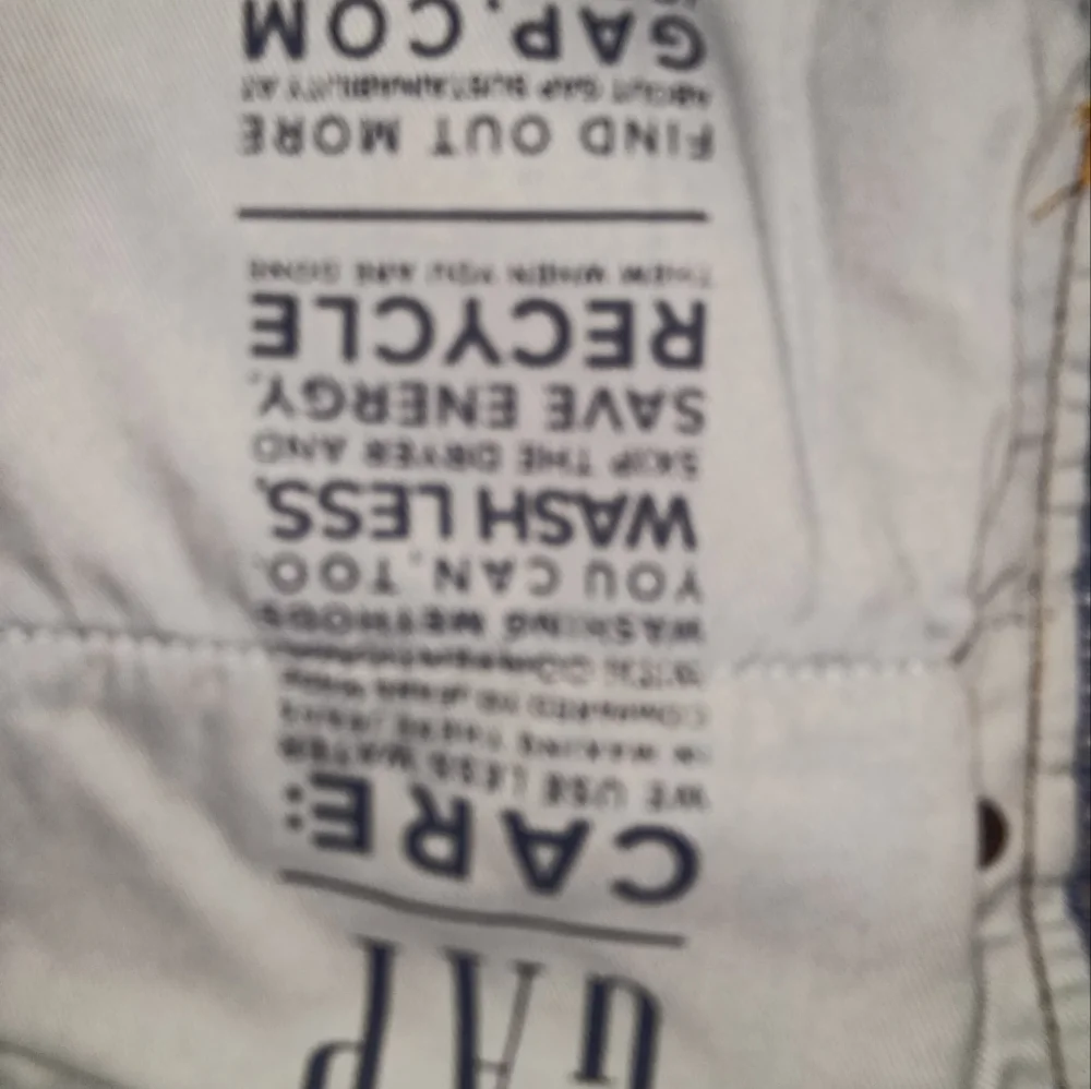 365 Temp Gap jeans 👖 - Picture 5 of 9